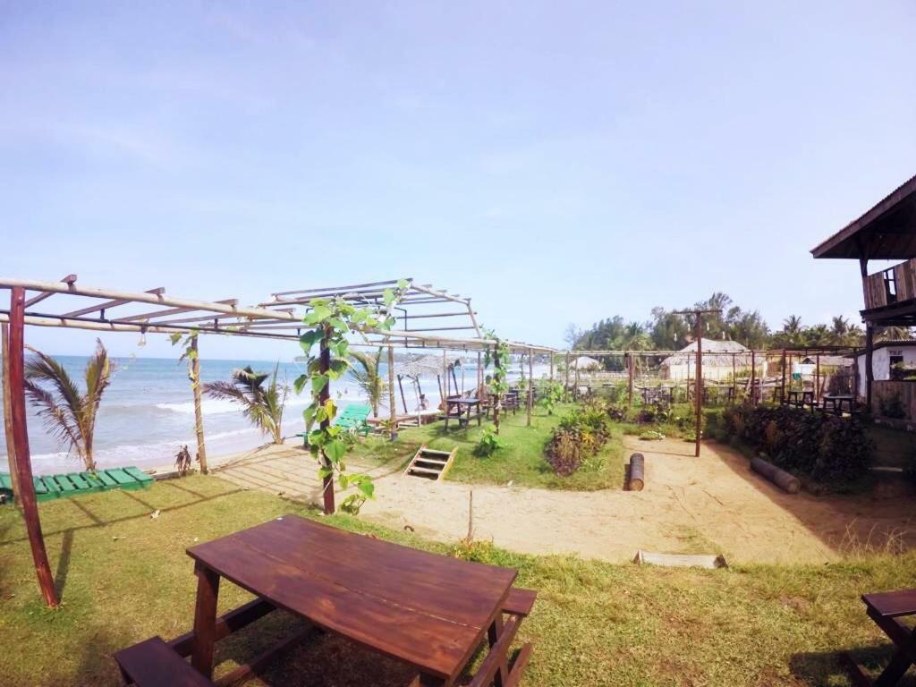 Guitar Bay Hotel Arugam Bay Luaran gambar